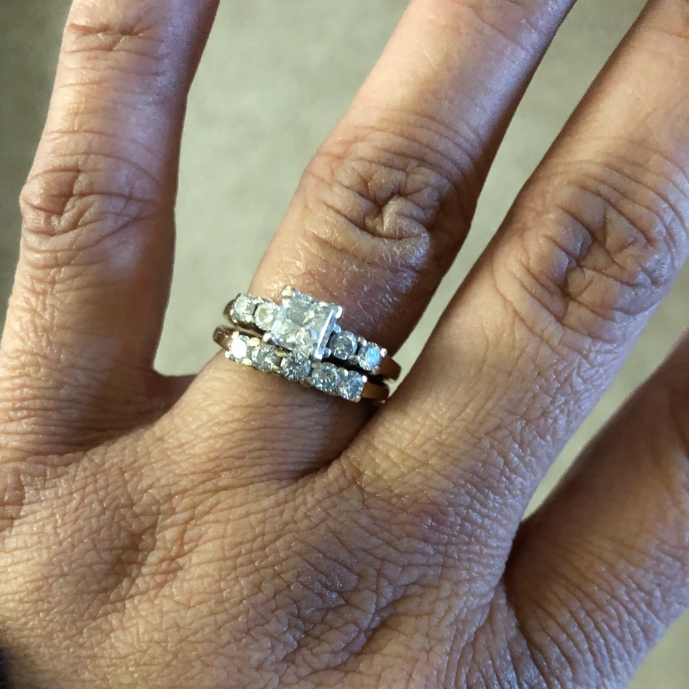 Princess cut diamond wedding ring set.